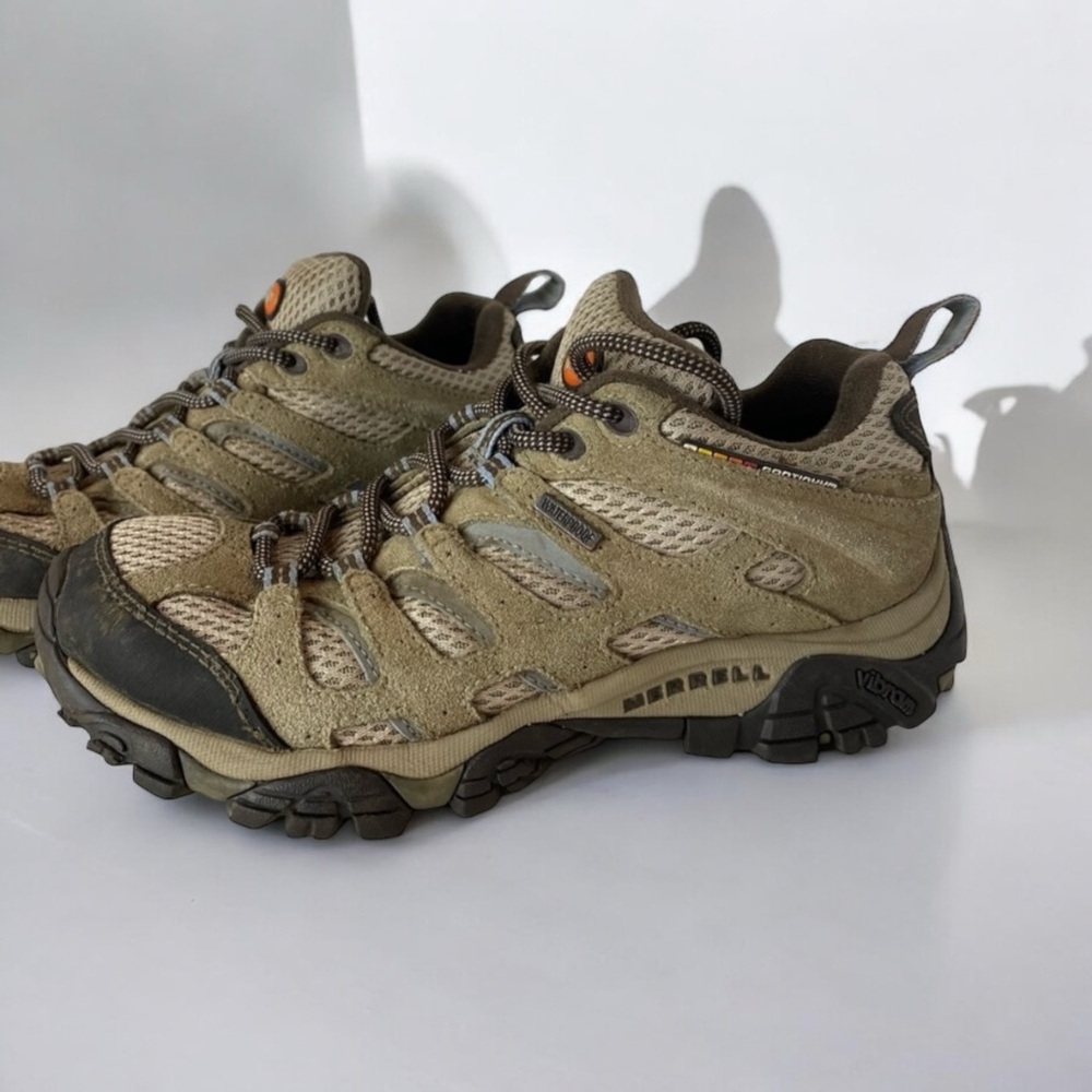 Merrell Momentum Hiking Shoes